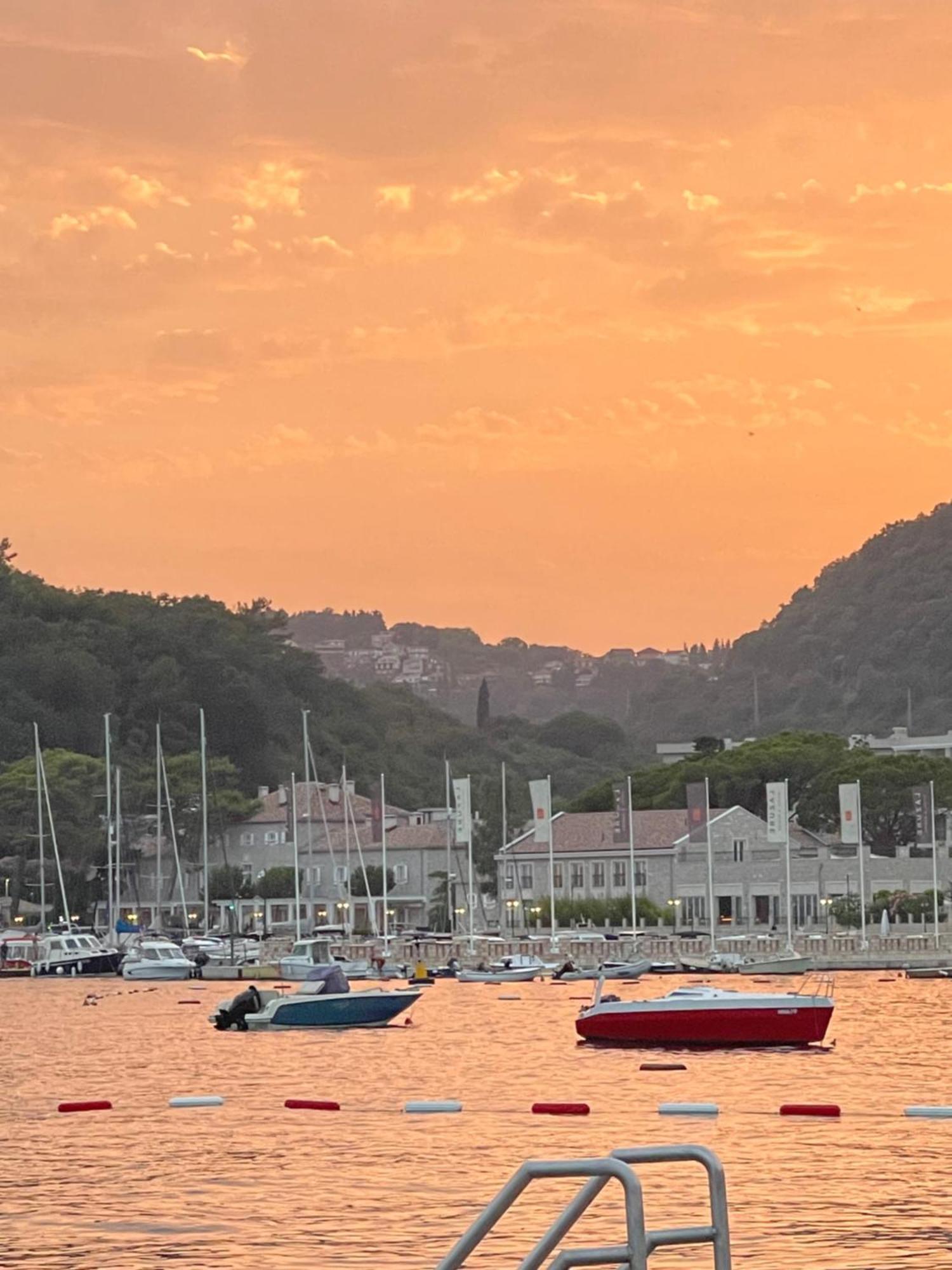 Apartmani Laban Herceg Novi Kültér fotó