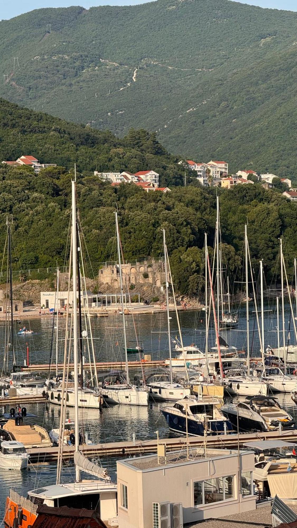 Apartmani Laban Herceg Novi Kültér fotó